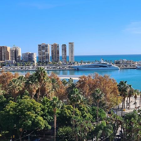 Penthouse With Solarium In The Center Of Malaga-Atico Con Solarium En El Centro De Malaga Apartment Екстериор снимка